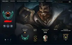 Platina 1 - 55 skins - 17 bandeiras de CLASH