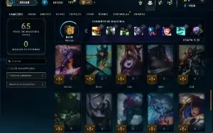 Platina 4 com 45 Champs e 12 Skins + 12 Cromas