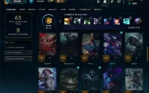 Platina 4 com 45 Champs e 12 Skins + 12 Cromas