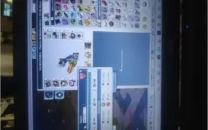 Conta wakfu com itens bons e mks na acc