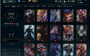 Unranked com TODOS os champs e 262 Skins ( ADC / TOP / MID )