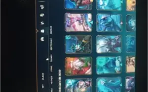 Conta com 1 ultimate 1 mística 3 lendárias !+ 1 brinde!