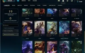 Conta ouro 2 com 25 Champs 3 Skins + 4 Fragmentos
