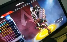 Conta Apex Legends com Herança da Bloodhound e mestre (PS4)