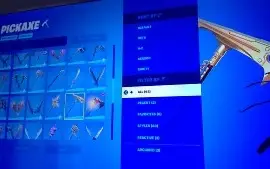Conta Fortnite - Skins e itens raros