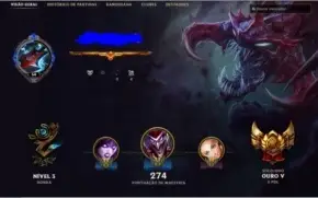 Conta Gold V / 12 skins / 70 champions .