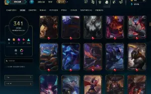 Unranked com TODOS os champs e 341 Skins + 1 Rara