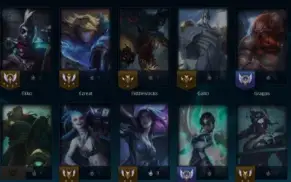 Conta lol atualmente diamante com emote mestre 2022 e skins