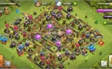 CLASH OF CLANS/ DUAS CV11 QUASE FULL/2 CV 9 RECENTES
