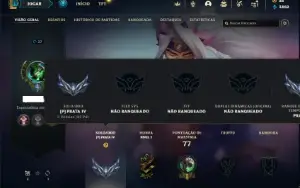 Conta prata 4 com 43 Champs e 18 Skins