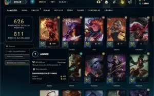 Conta Platina 2 com TODOS os champ e 251 Skins + 7 Prestigio