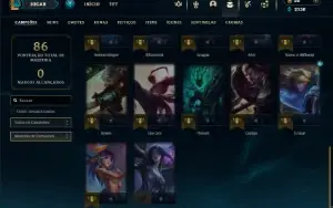 Esmeralda 4 com 27 Champs e 7 Skins + 7 Espolios