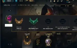 Ouro 3 com 30 Champs e 2 Skins