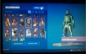 Conta de Fortnite (Glow, Ikonik,Caveirao e skins raras)