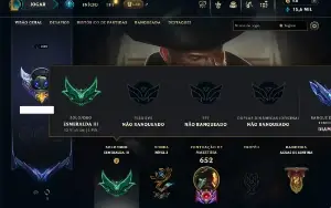 Esmeralda 3 com TODOS os champs e 150 Skins + 11 Vitoriosas