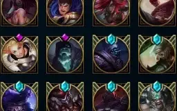 Conta LoL: 90 skins e 126 Campeões.