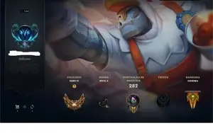 Conta de lol barata com bastante coisa