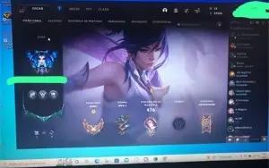 Conta lol, várias skins