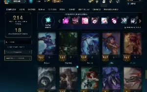 Unranked com 70 Champs e 19 Skins + 40 Espolios