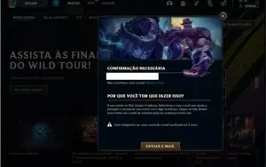 Conta platina 4 com 5 Skins e 22 Champs
