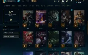 Unranked com 40 Champs e 7 Skins