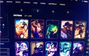 Conta com 67  skins e  118 icones