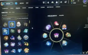 Conta de League of Legends + Valorant