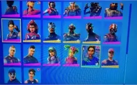 Conta rara, passe season 4-9, SALVE O MUNDO + 1700 v-bucks