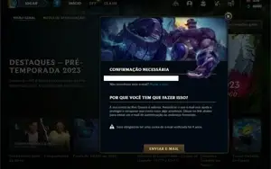 Conta ouro 4 com 31 Champs e 10 Skins + 2 Espolios