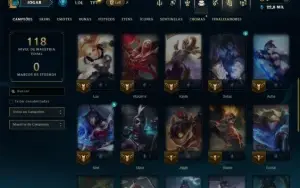 Platina 2 com 35 Champs e 5 Skins