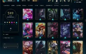 Bronze 4 com TODOS os champs e 249 Skins ( ADC / SUP / JG )