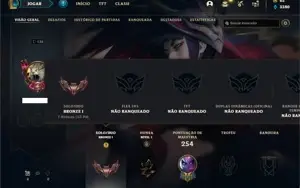 Conta bronze 1 com 77 Champs e 158 Skins + 1 Prestigio