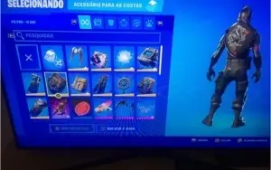 CONTA DE FORTNITE (POSSUI A SKIN DO CAVALEIRO NEGRO)