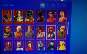 CONTA DE FORTNITE RENEGADE