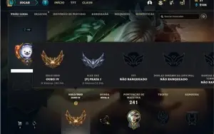 Conta ouro 4 com 81 Champs e 16 Skins + 5 Fragmentos