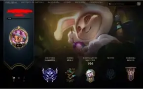 Conta League of Legends Diamante 4 com ótimas skins