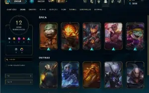 Esmeralda 1 com 55  Champs e 12 Skins + 32 Fragmentos