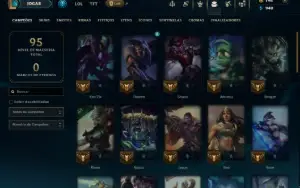 Ouro 4 com 45 Champs e 6 Skins