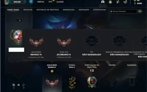 Conta bronze 4 com 21 Champs e 3 Skins + 350 RP