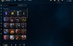 Conta de lol com 159 skins / Todos Campeões