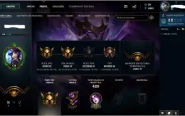 Conta Ouro 3, com 122 campeoes,47 skins e 148 icones