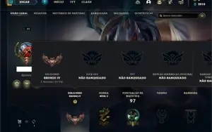 Conta bronze 4 com 35 Champs e 13 Skins + 4 Fragmentos