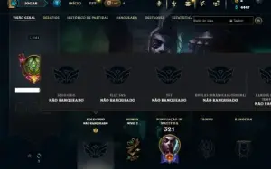 Unranked com 110 Champs e 79 Skins + 3 Vitoriosas