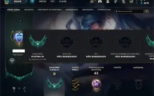 Conta Platina 3 com 34 Champs e 9 Skins + 2 Fragmentos