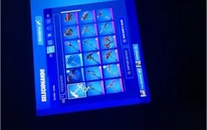 Conta fortnite season 5 capítulo 1 com glow e batman