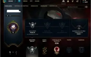 Conta prata 3 com 11 skins e 56 champs