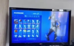 Conta fortnite season 3+, e Salve o mundo que da vbucks