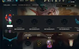 Unranked com 150 Champs e 119 Skins ( ADC / TOP )