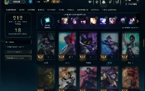 Unranked com 80 Champs e 40 Skins +2 Prestigios