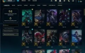 Conta prata 4 com 72 Champs e 42 skins (Criada em 2012)